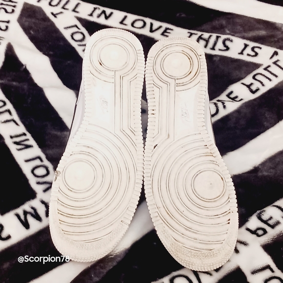 Nike AirForce 1 '07 Streetwear Shoes Size 11.5 for Men - Picture 8 of 12